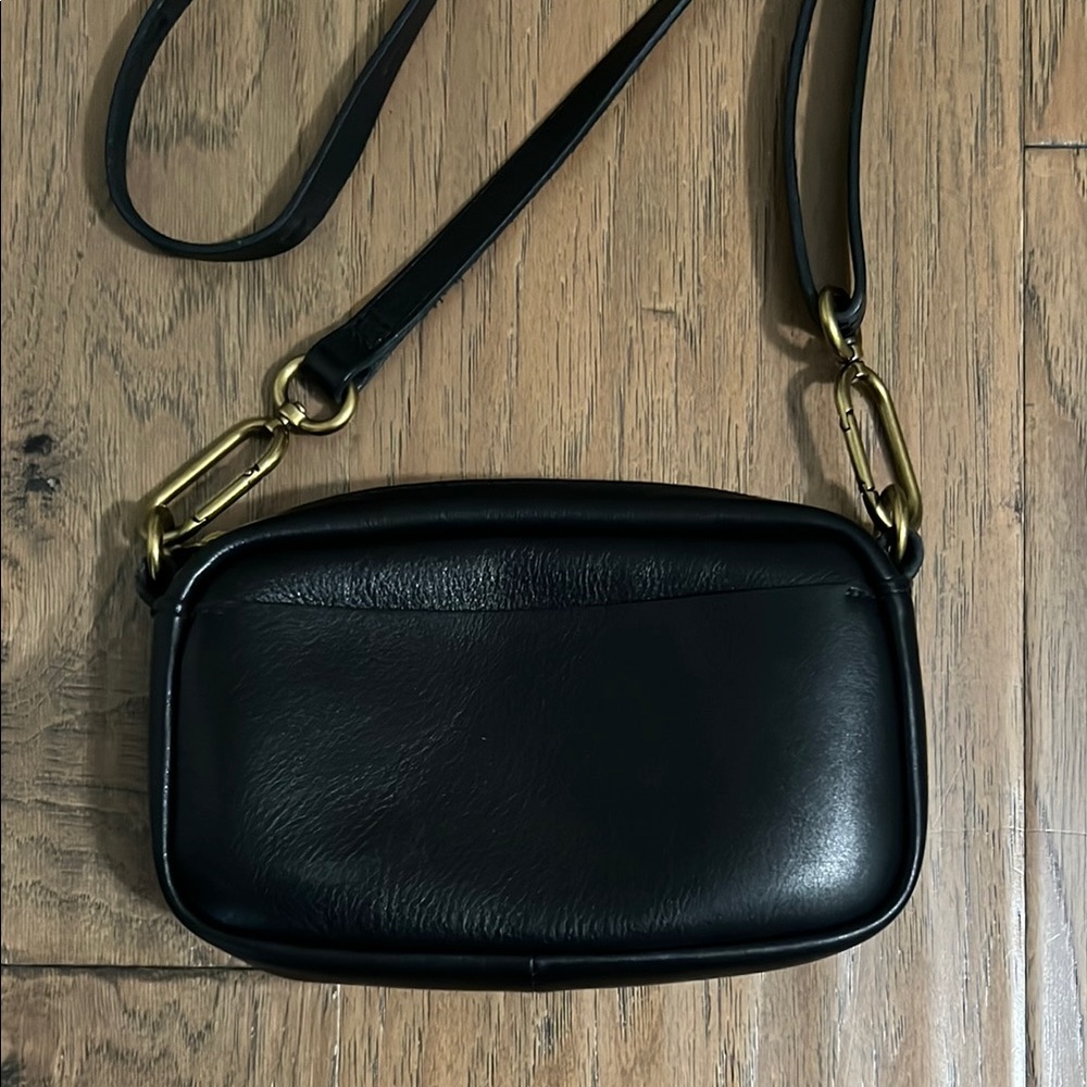 EUC Madewell Carabiner Mini Crossbody Bag